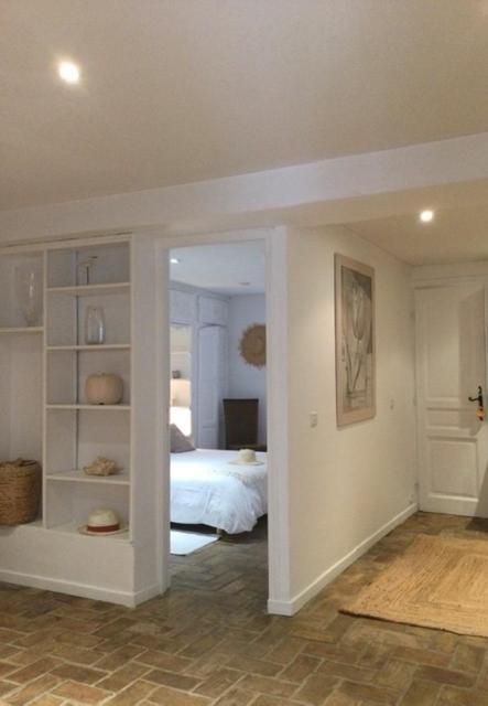 Petite Maison Mitoyenne Au Coeur De Saint Tropez Luaran gambar