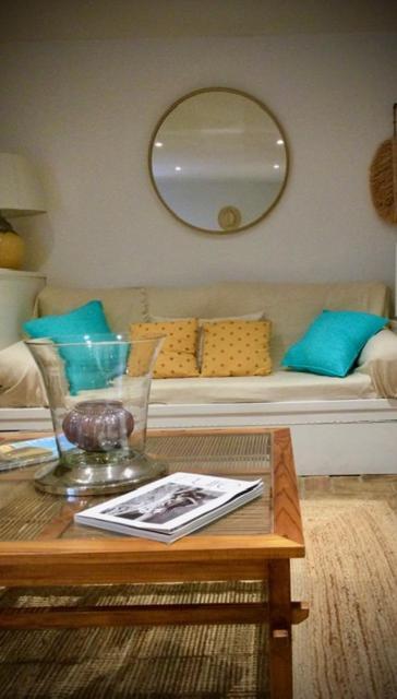 Petite Maison Mitoyenne Au Coeur De Saint Tropez Luaran gambar